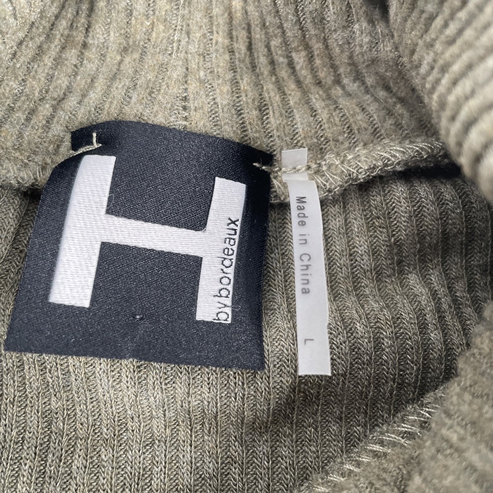 H By Bordeaux Womens Sz L Olive Green Turtleneck Sweater - Picture 3 of 7